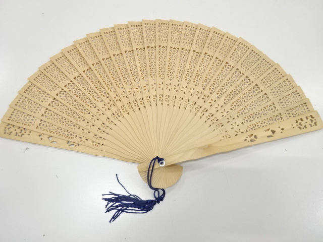 Japanese Kimono / Others (Bolt etc)